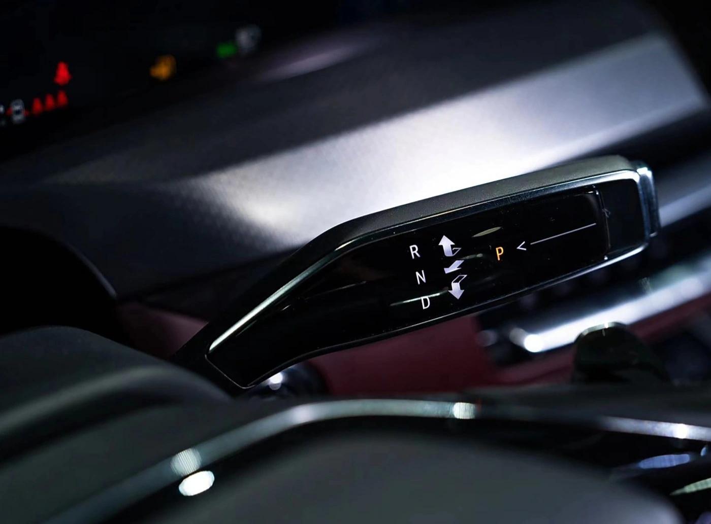 凱迪拉克官宣全新XT5歸來,更大、更強(qiáng),能否提升銷量?