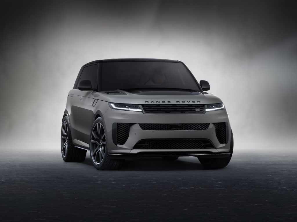 增四種車漆/4.4T V8動力,路虎攬勝運動版SV Edition Two官圖
