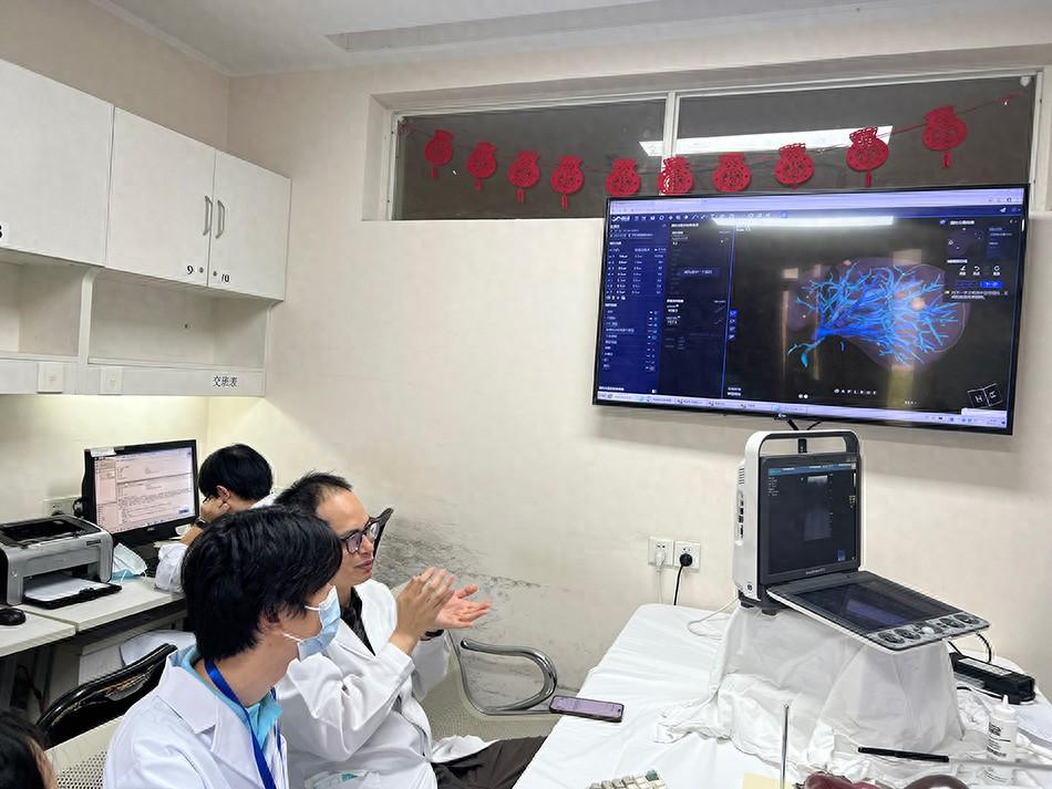 AI等數智化技術為醫療帶來什么?快速診斷、“規劃”手術……