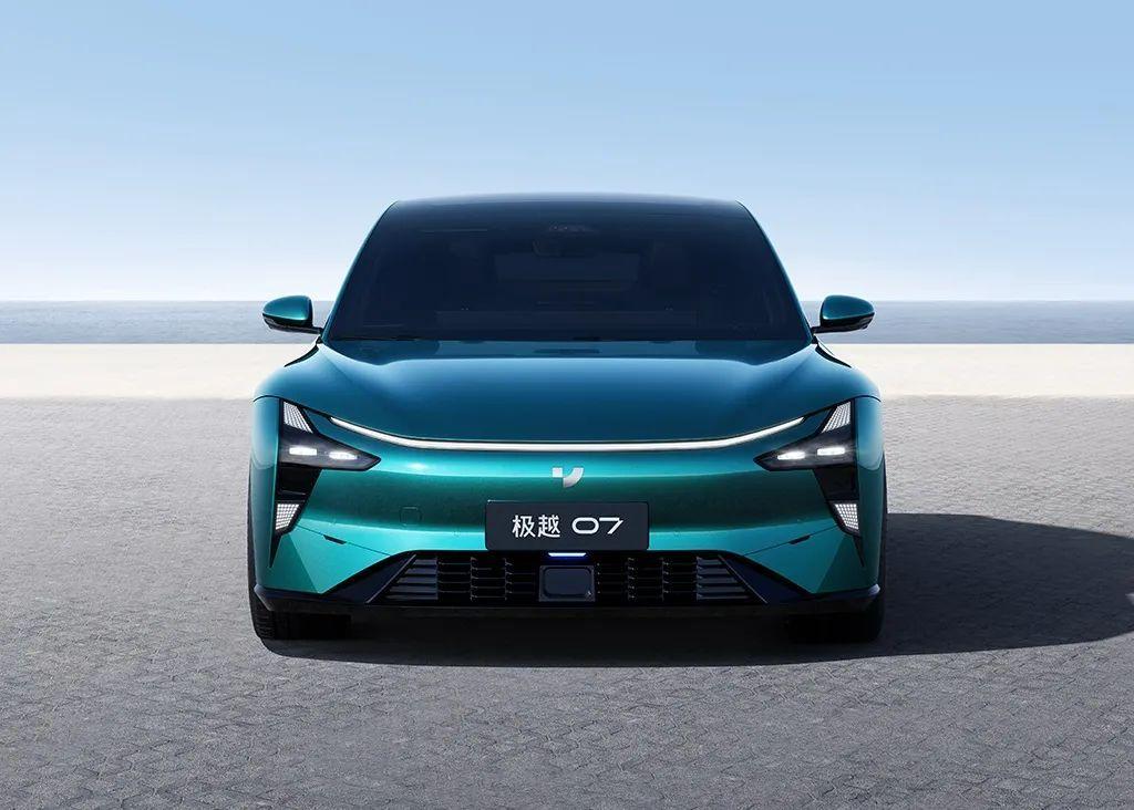來勢兇猛!2024成都車展最值得關(guān)注的三款新能源轎車