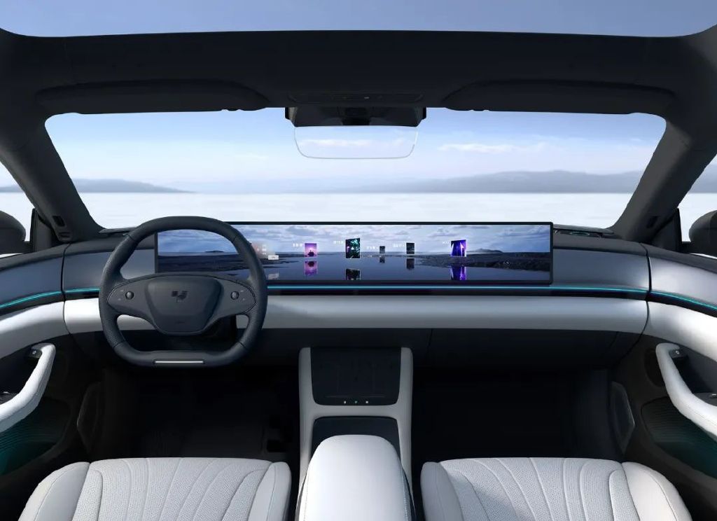 來勢兇猛!2024成都車展最值得關(guān)注的三款新能源轎車