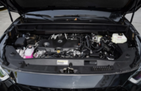 豐田7座SUV,裸車降到23.78萬起,配8155芯片+L2級(jí)智駕