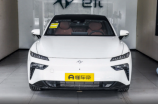 東風又推C級轎跑!軸距2915mm,綜合續航1200km,賣13.16萬值嗎?
