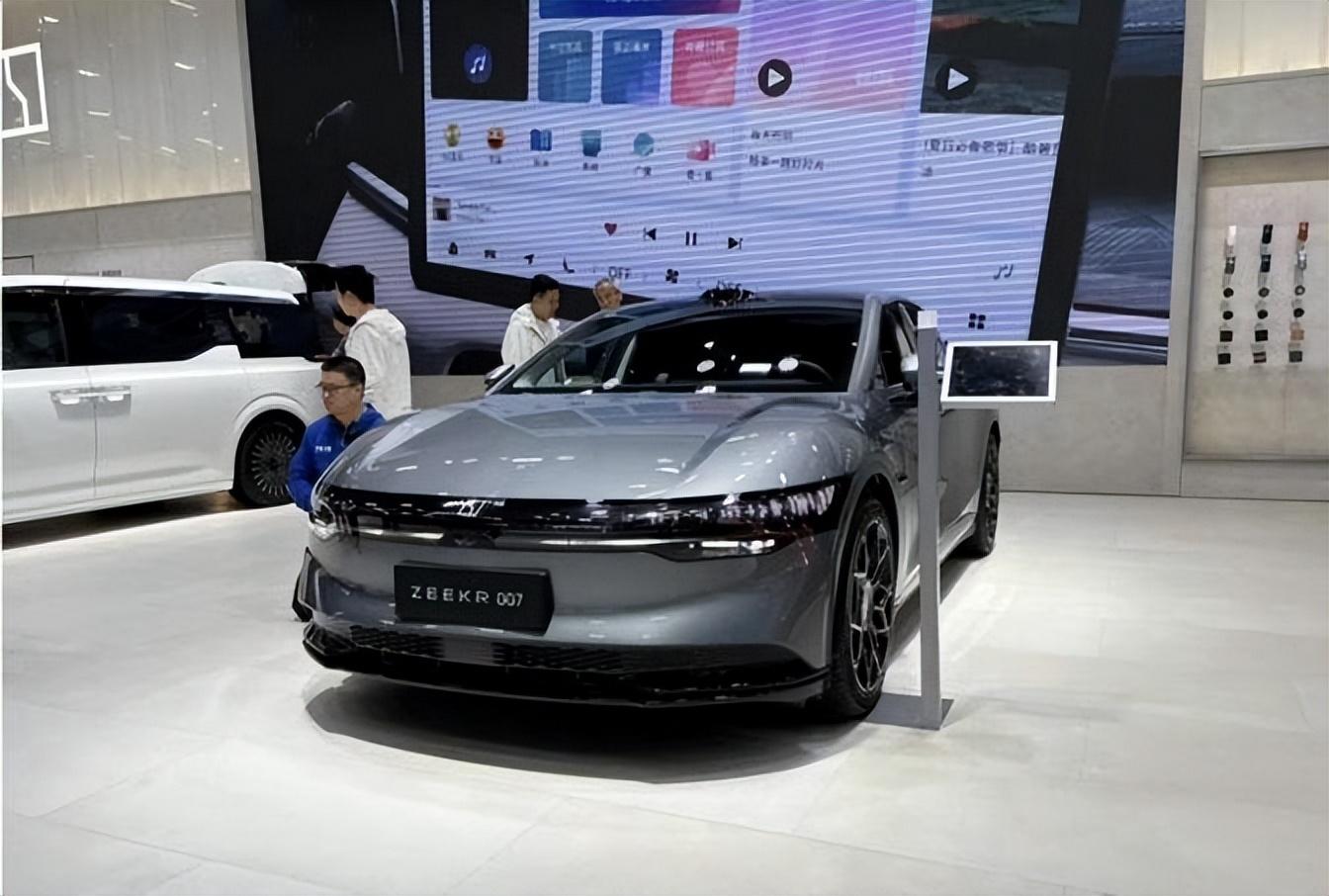 吉利汽車銷量暴漲30%, “小目標(biāo)”提前實(shí)現(xiàn)?