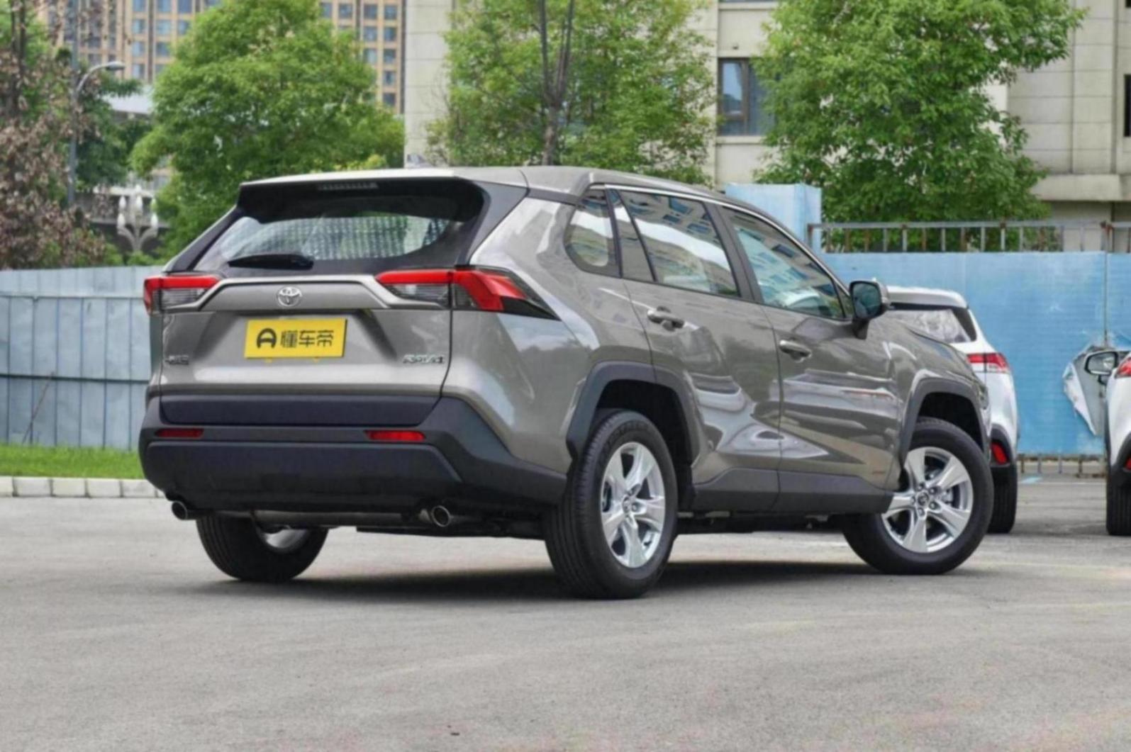 配2.0L動力,月銷16683臺,軸距2690mm,解讀一汽豐田RAV4榮放