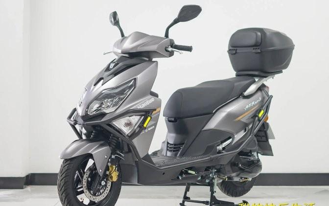 一萬多買踏板摩托,5款神車讓你省心又省錢,第3款騎友都說真香