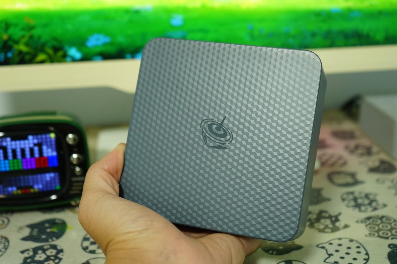 辦公mini主機新進化--零刻EQi12 1220P 上手體驗