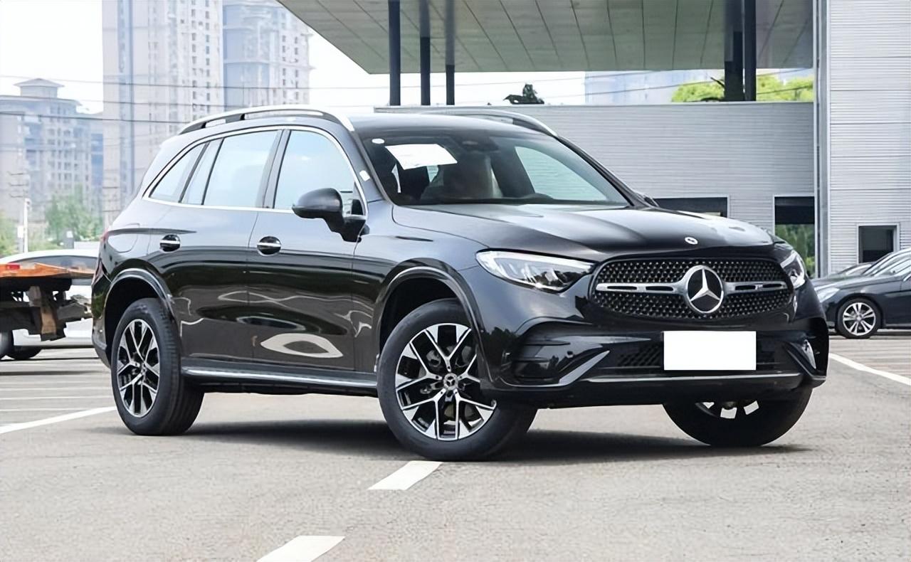 奧迪油車全系價格“大跳水”,A4L、Q5L、A6L搶著降,市場變了?