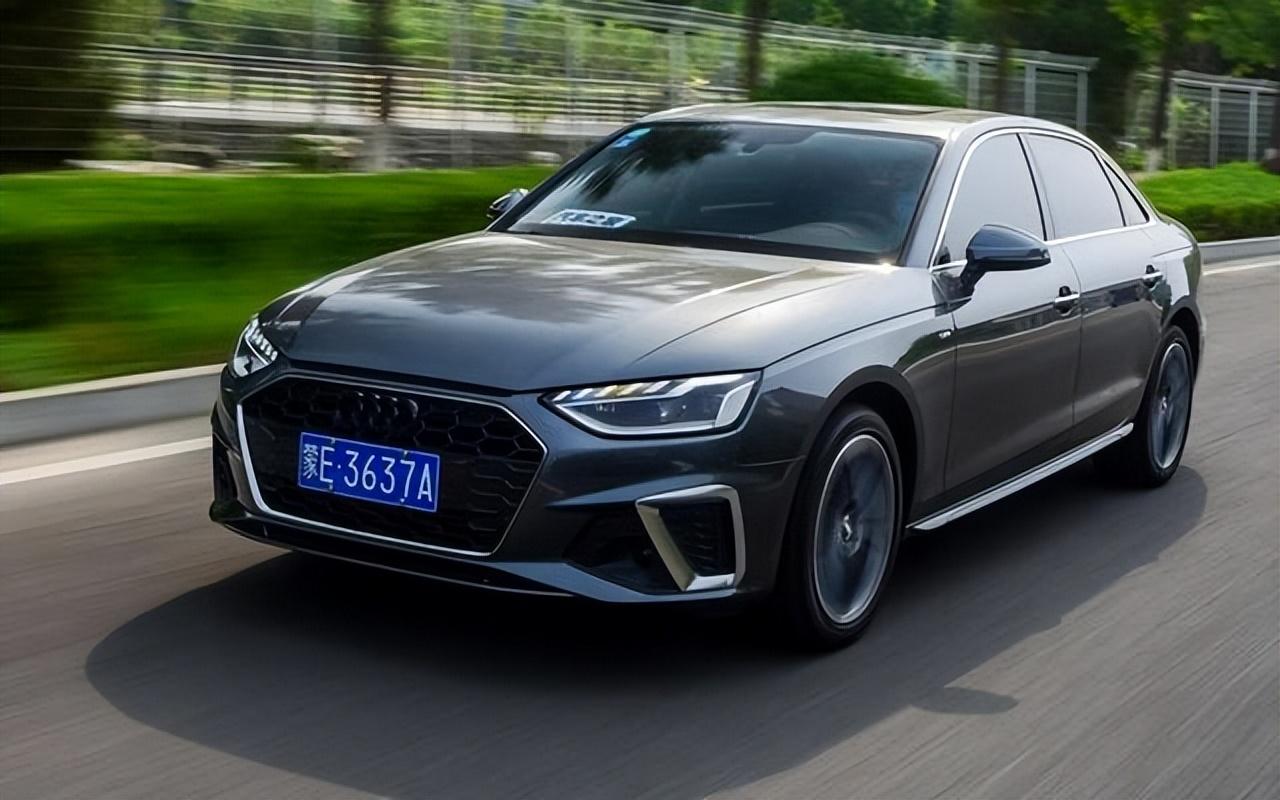奧迪油車全系價格“大跳水”,A4L、Q5L、A6L搶著降,市場變了?
