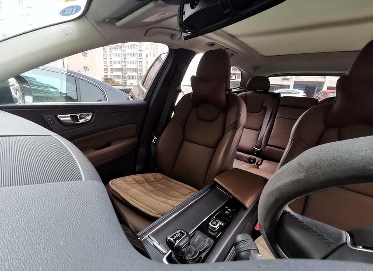 花35萬買沃爾沃XC60選得對嗎?車主意味深長地談了用車感受