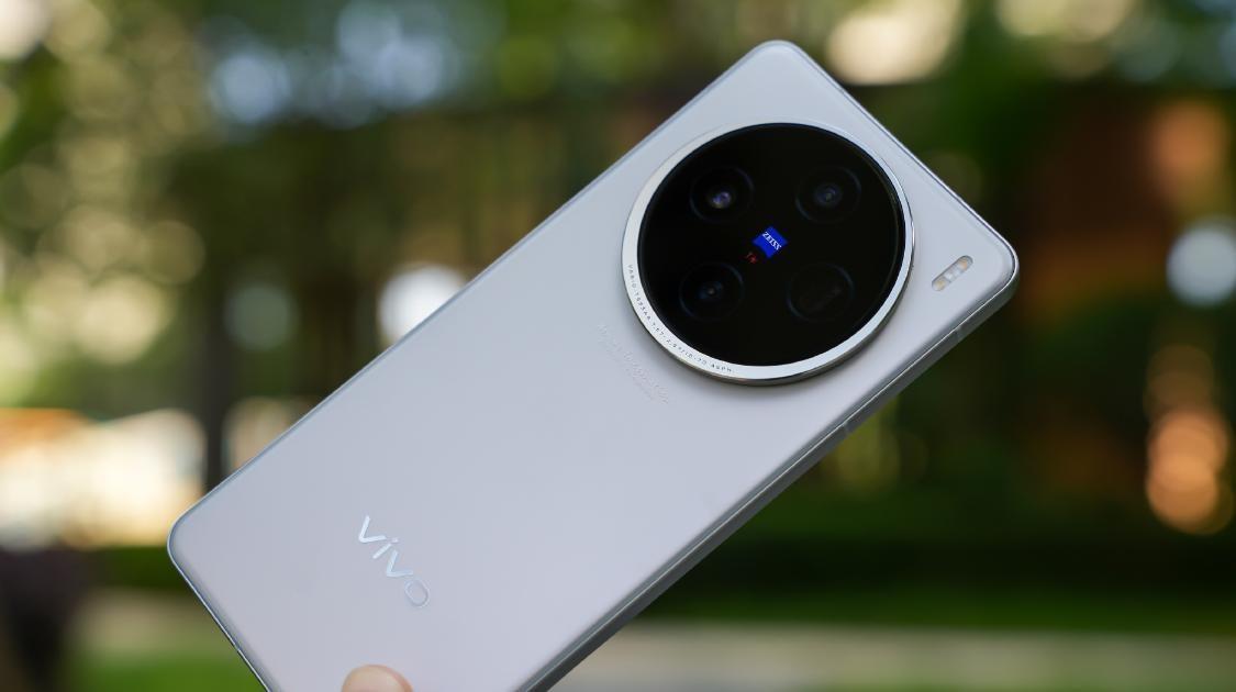 vivo不講武德?4nm旗艦芯+16GB+512GB,上市不到4個月降價800元