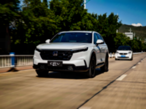 城市SUV還得看東風(fēng)本田CR-V,一車(chē)三動(dòng)力,20年中國(guó)用戶超300萬(wàn)了