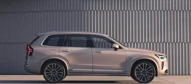 新設計懸架升級新款沃爾沃XC90官圖解析