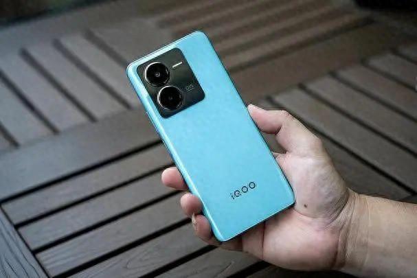 VIVO“橘子系統”有多香!這3款直屏機口碑不錯,最低僅899元