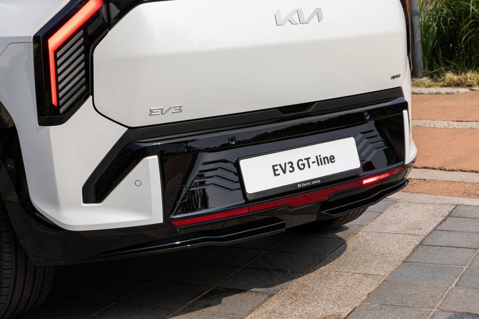 2026款起亞EV3:小而強大的電動跨界車來了!起亞EV3值不值得買?