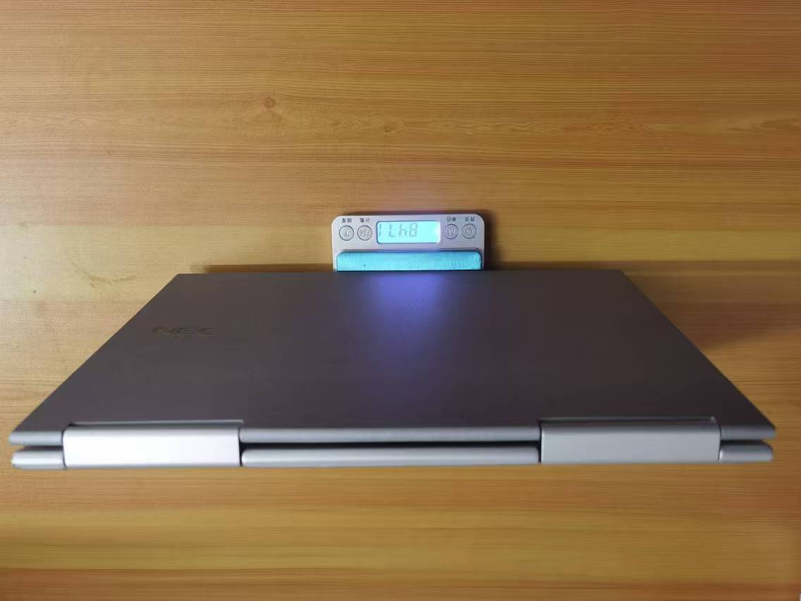 全球最輕筆記本電腦NEC VersaPro VG-4(NEC VK23TG)一個月使用體驗