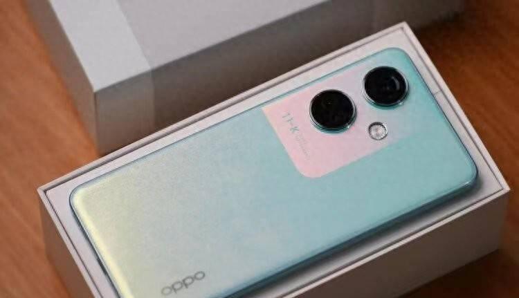 從2499元跌至1497元,索尼IMX890512GB,OPPO售價更加親民了