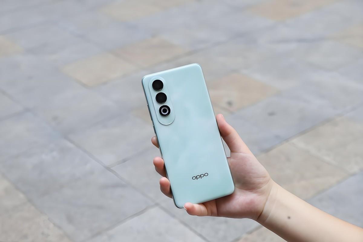 OPPO不講武德,驍龍7Gen3+512GB+5500mAh,售價僅1828元