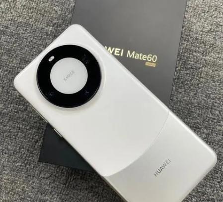 國產(chǎn)手機(jī)流暢度巔峰對決:一加12的華麗蛻變與華為Mate60的輝煌!