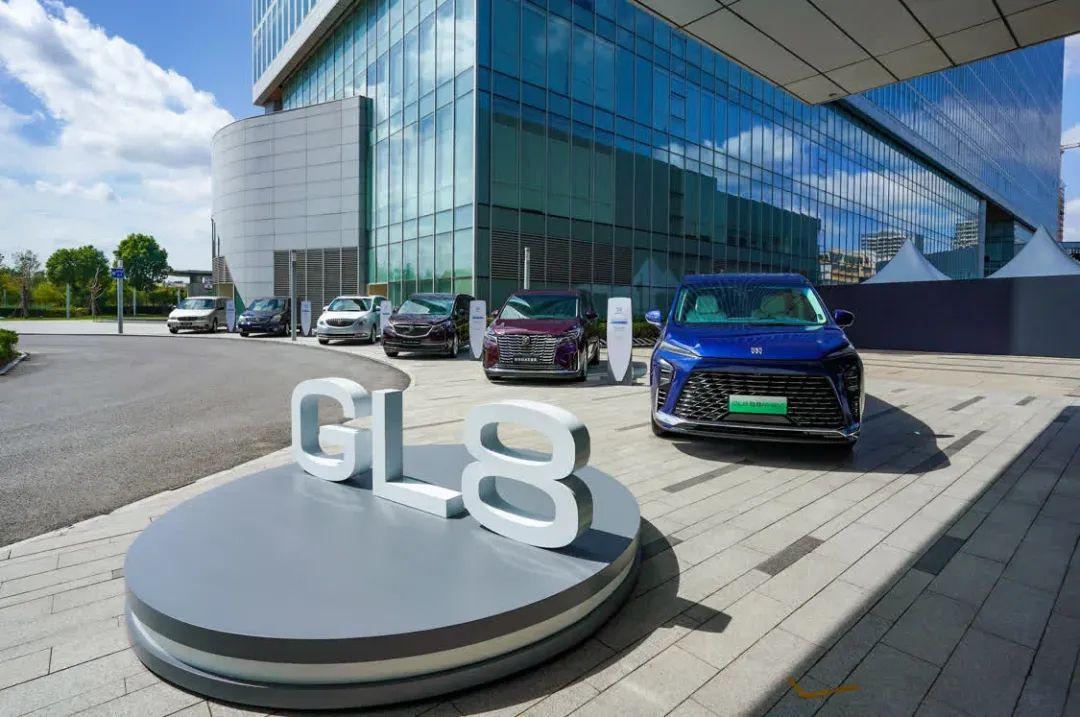 別克GL8“戰(zhàn)報”:訂單超3萬,從引領(lǐng)者到標(biāo)準(zhǔn)制定者