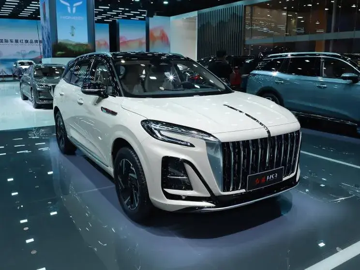 紅旗 HS3 PHEV:開啟智趣出行新時代
