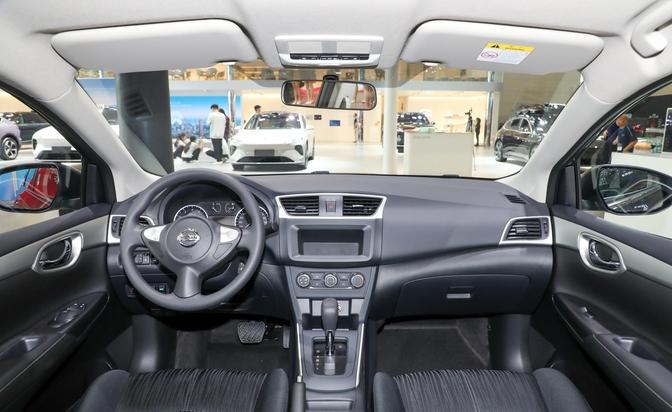 新車取消收音機日產軒逸經典新版本亮相現款舒適版限時6.98萬起