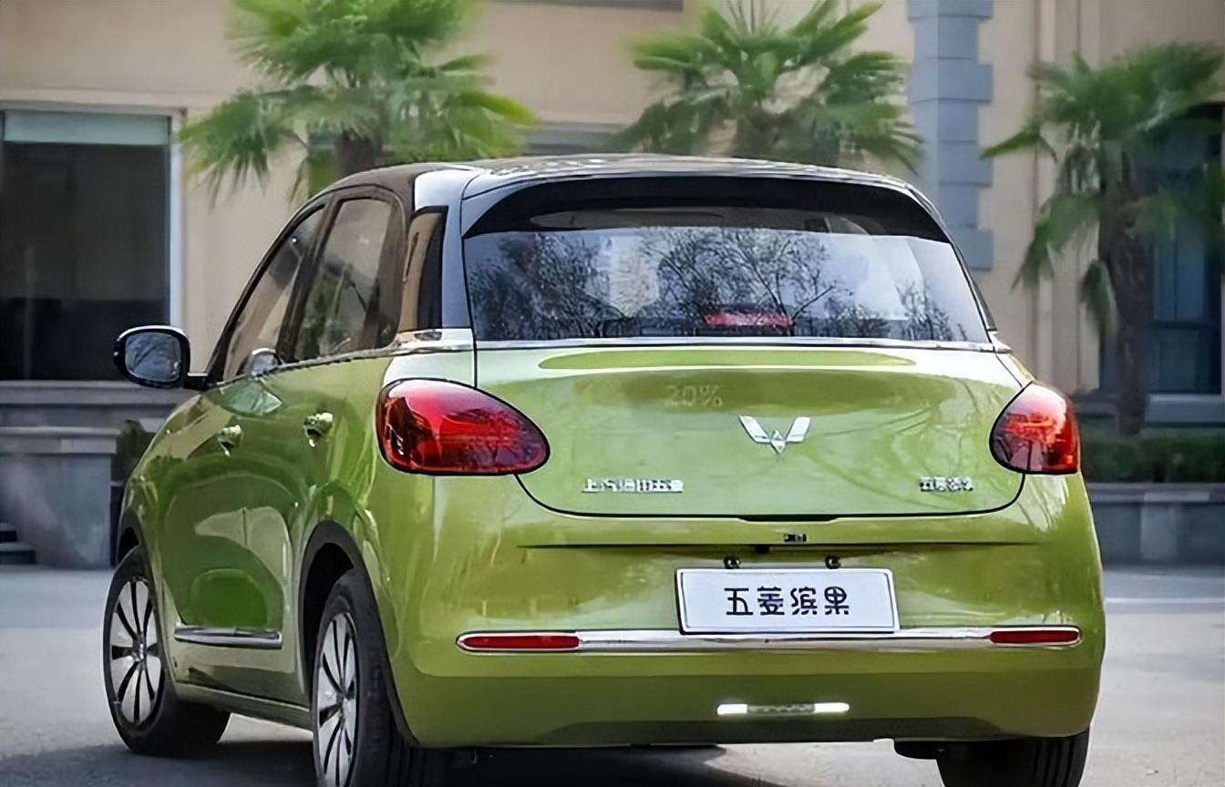 本田飛度也開始大降價了,新車這么大的優惠,要啥五菱繽果
