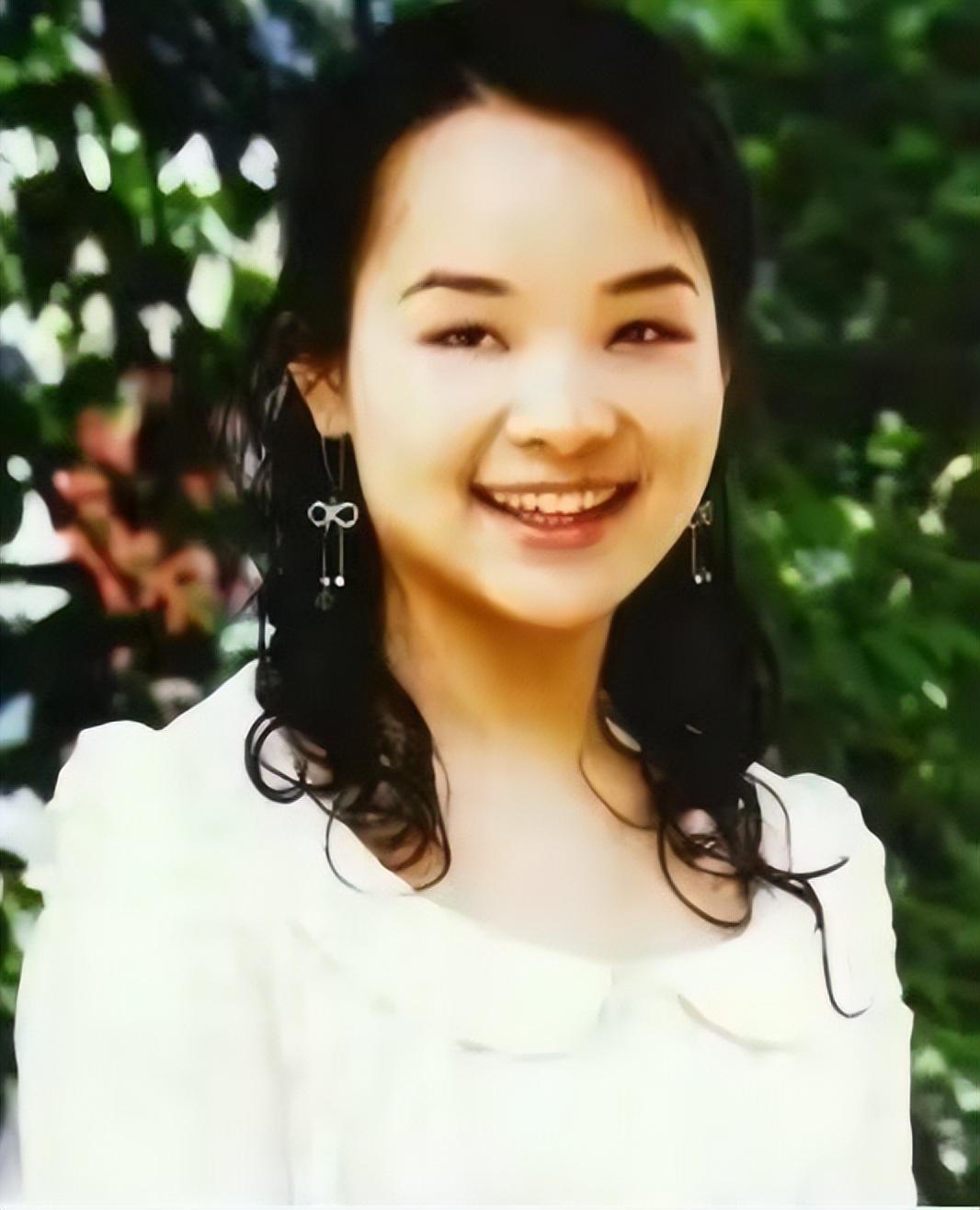 盲人歌手劉賽:6年前,不顧反對嫁到農村,如今丈夫成了她的驕傲