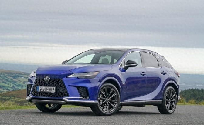2024 年雷克薩斯 RX 450h+ F Sport Design評測