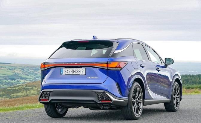2024 年雷克薩斯 RX 450h+ F Sport Design評測