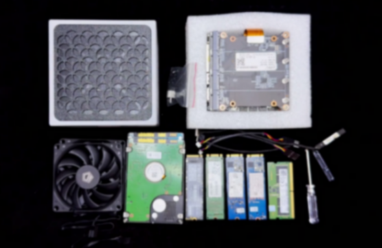 大神“手捏版”mini NAS,屁大點(diǎn)地方,竟能塞下6個(gè)硬盤
