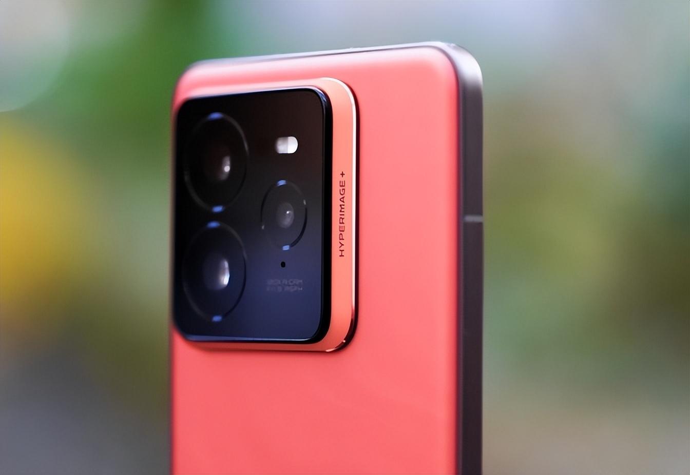 小米14、真我GT7 Pro該怎么選?兩者有什么優缺點?對比之后不糾結