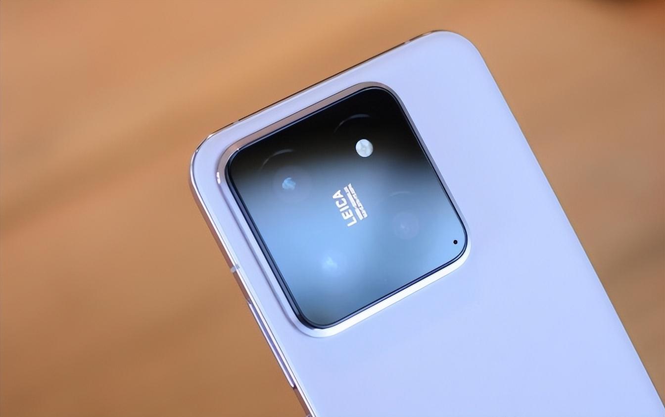 小米14、真我GT7 Pro該怎么選?兩者有什么優缺點?對比之后不糾結