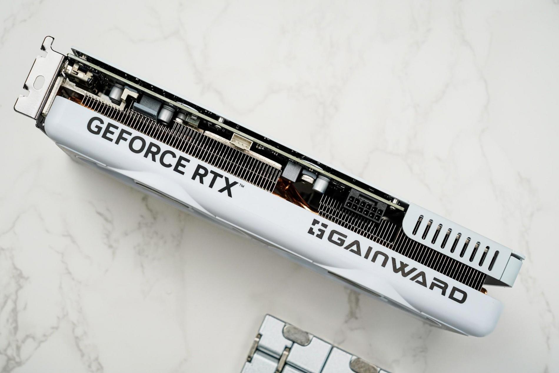 耕升RTX 4070 SUPER 踏雪Mini顯卡評測 高性能ITX神器