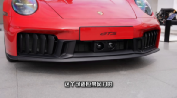保時(shí)捷911 亞洲首秀!有了電輔助的變化有多大?