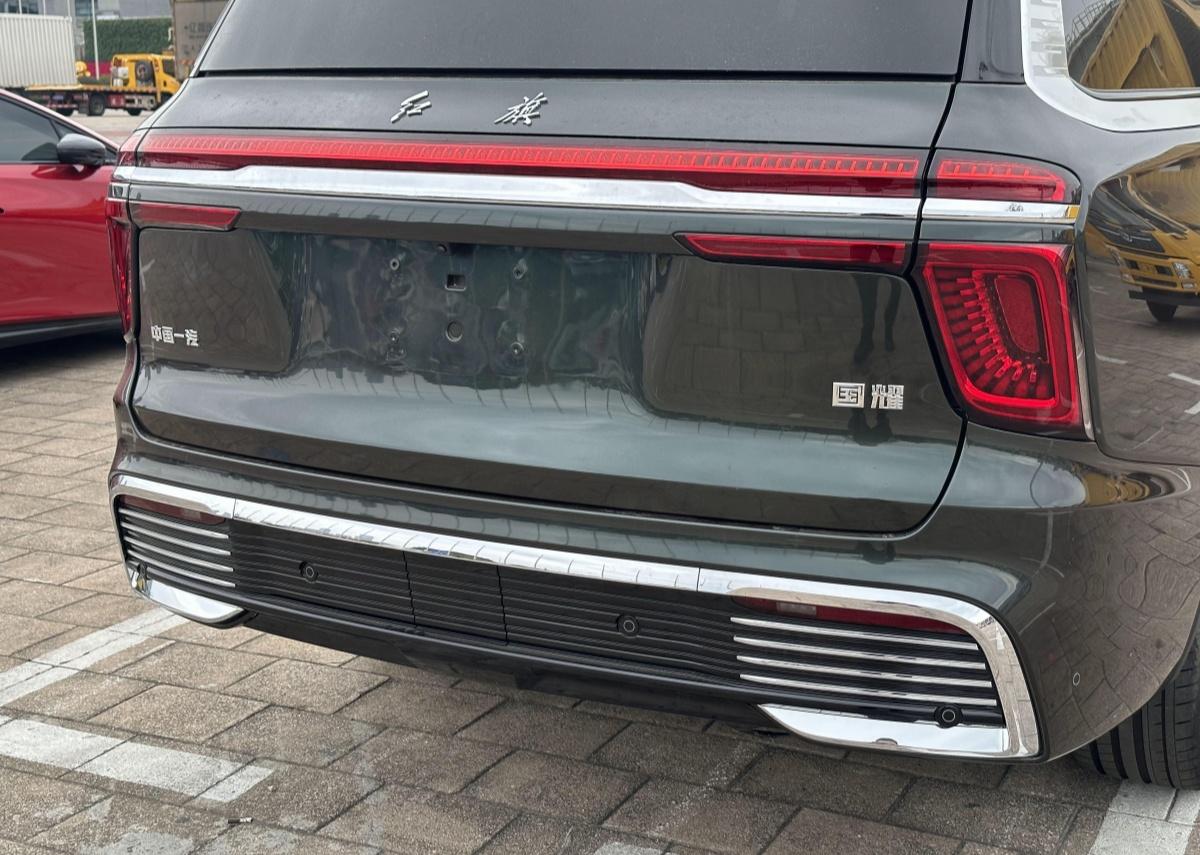 紅旗國耀實車曝光,搭載4.0T V8動力,起售價136.58萬