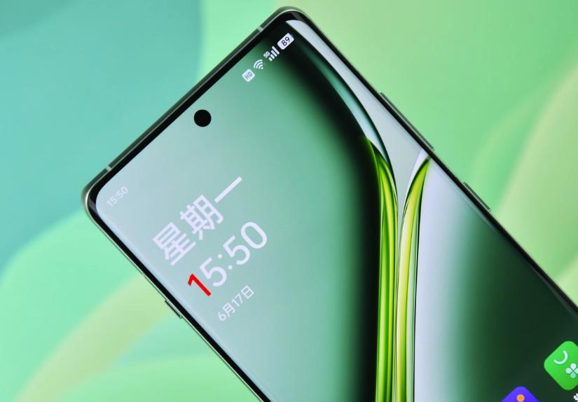 一加Ace 5 Pro更霸氣,6500mAh冰川大電池給到,24GB+1TB保持低價