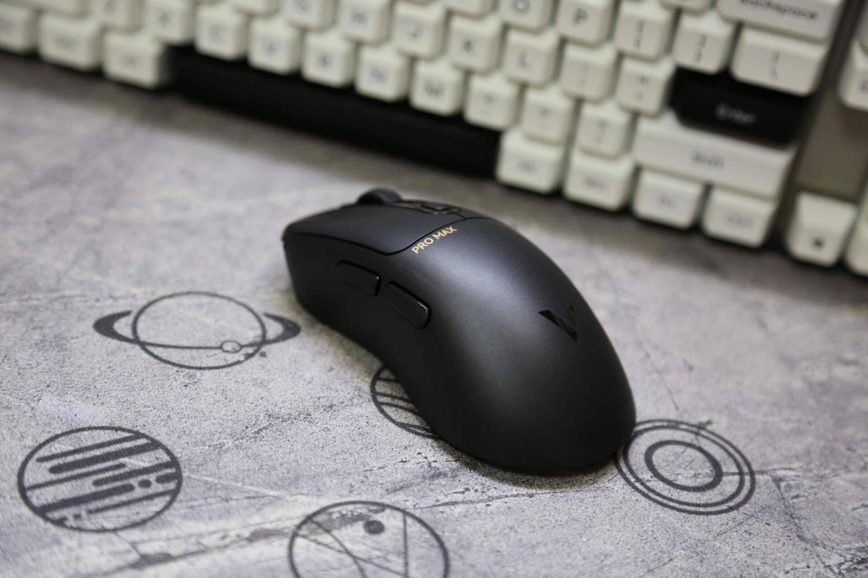 對稱鼠標審美疲勞了嗎?雷柏VT3PRO MAX鼠標上手