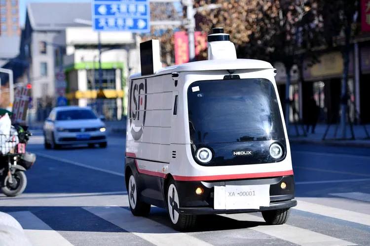 無人駕駛車的到來對滴滴打車有何影響?
