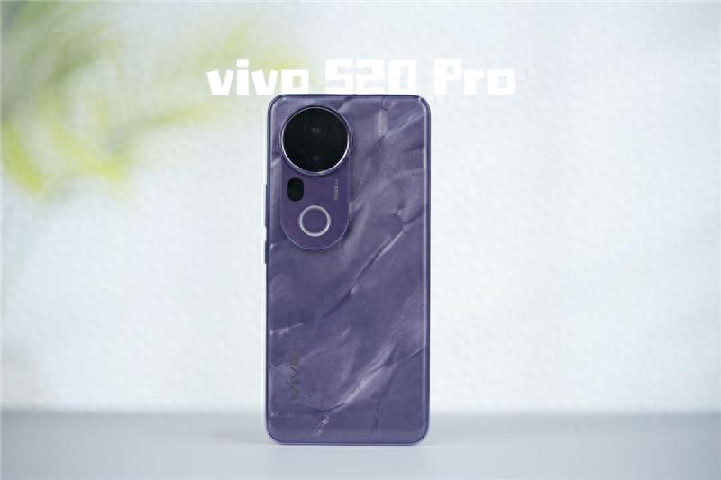 三千檔拍照天花板 表現(xiàn)直追旗艦!vivo S20 Pro深度測評:強(qiáng)到陌生