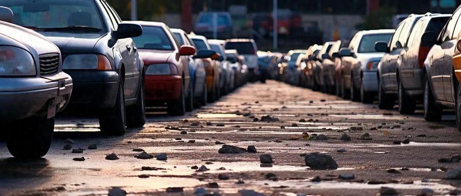 別在誤判2025的車市了,明年準備買車的家庭,來看看這三個建議吧