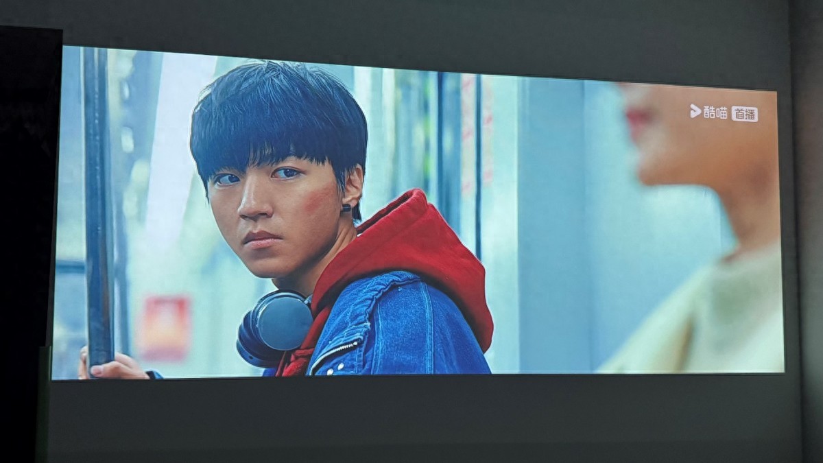 2K價(jià)位,亮度差近兩倍,天貓魔屏NEW U2 、極米Z7X、堅(jiān)果N1怎么選