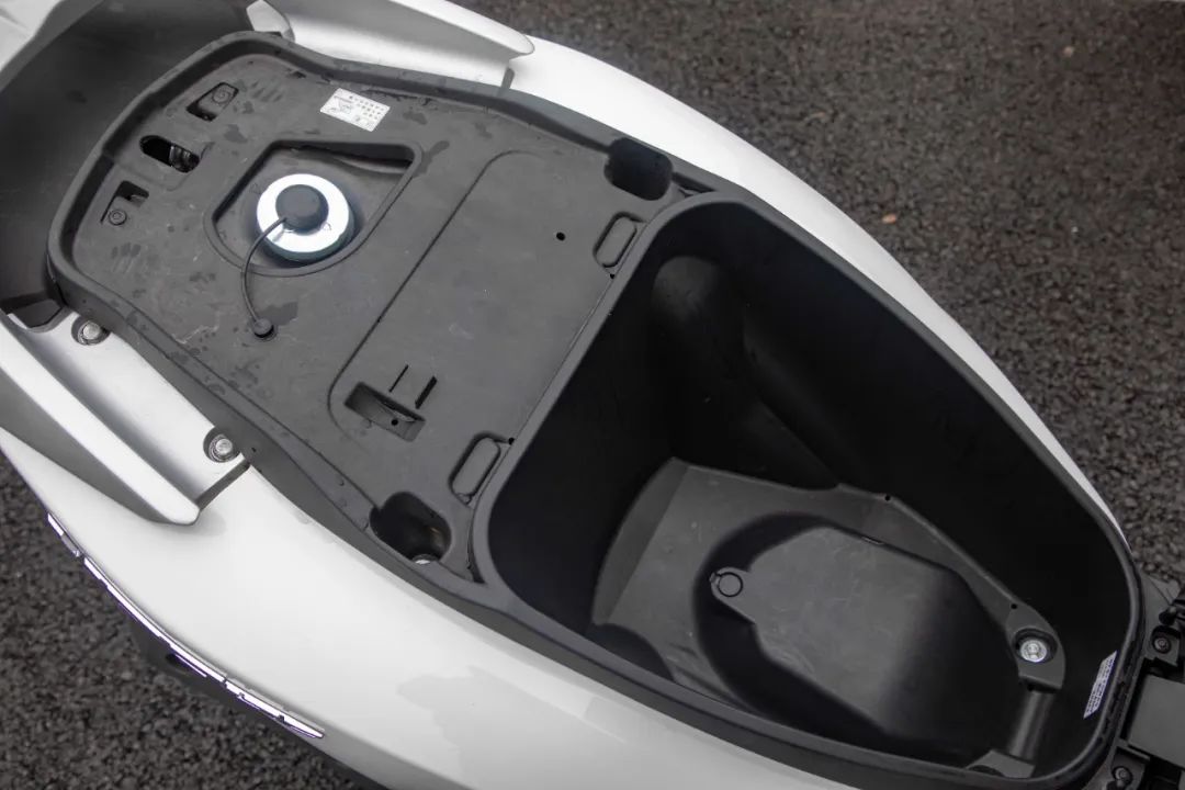 純正Honda味,五羊-本田NPF125靜態解讀