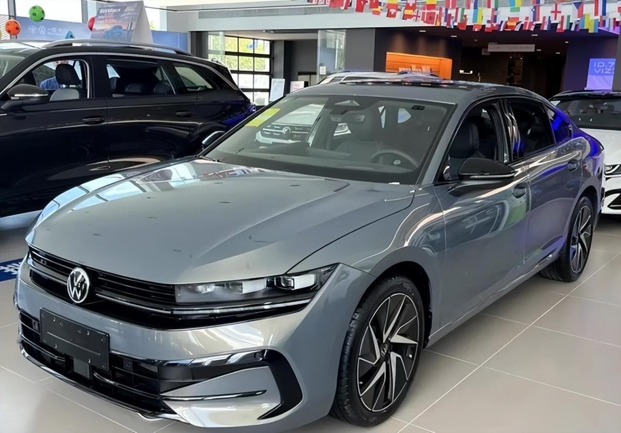 20萬B級車必干邁騰380,懷檔設計加92#汽油,邁騰B9更有性價比