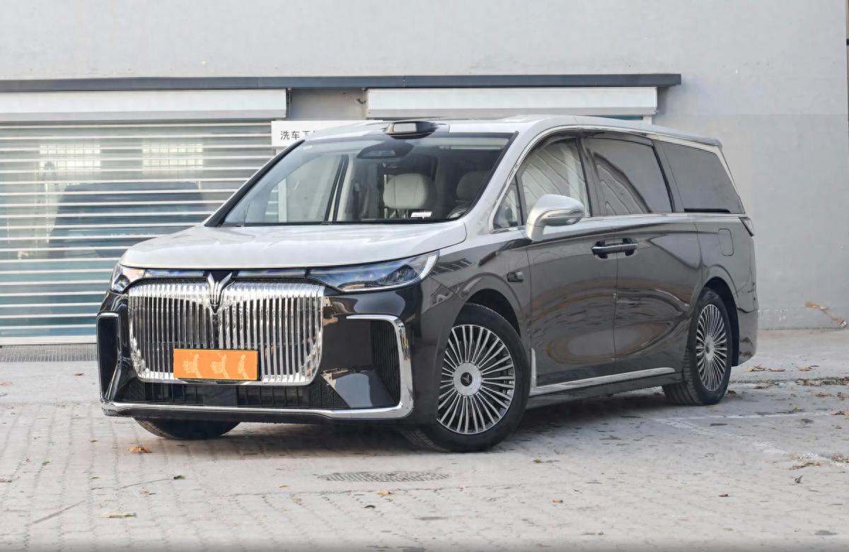 這或許是智駕能力最突出的MPV,試駕新款嵐圖夢想家PHEV,可以入