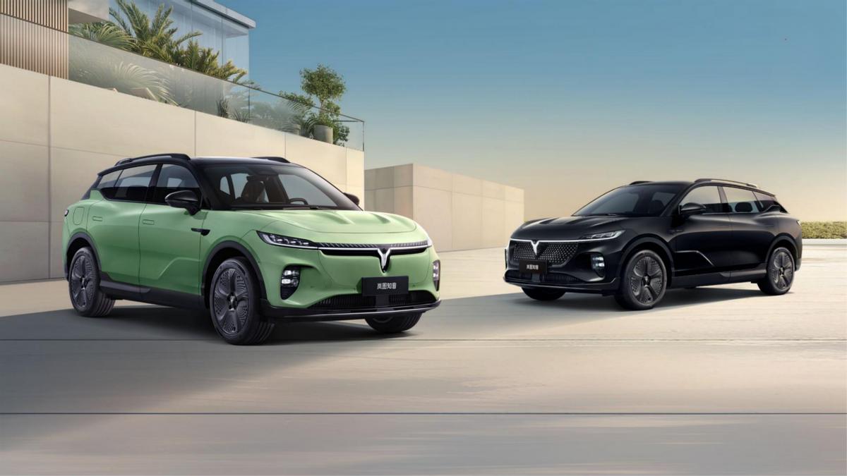 用東風(fēng)設(shè)計(jì) 講好中國(guó)故事 東風(fēng)汽車5款車型榮獲2024國(guó)際CMF設(shè)計(jì)獎(jiǎng)