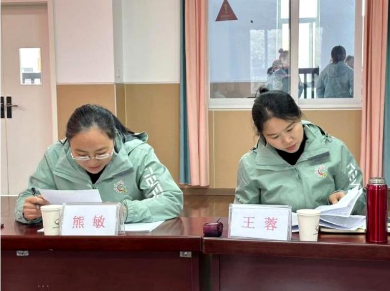 高縣羅場鎮(zhèn)幼兒園:開題凝智啟新篇 深耕細(xì)研行致遠(yuǎn)