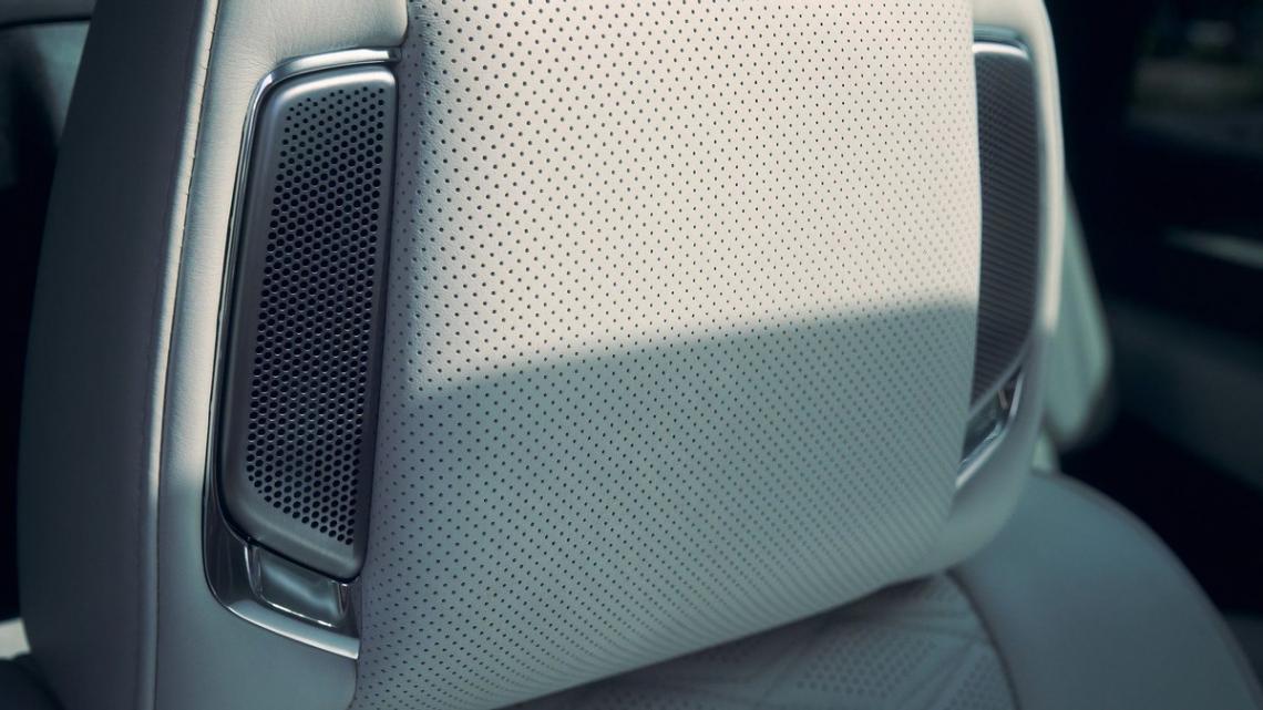 2025 款凱迪拉克 Escalade 內(nèi)飾和外觀評測