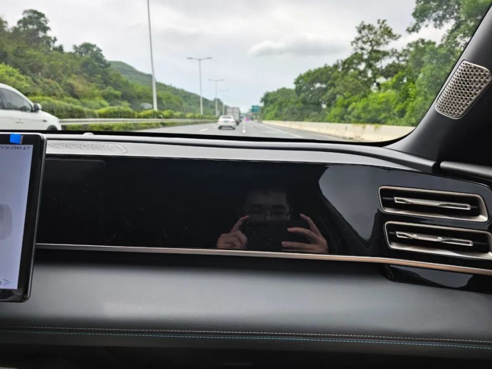 試駕比亞迪秦L,2字頭油耗,續(xù)航2000km,軸距2790mm,家用真不錯(cuò)