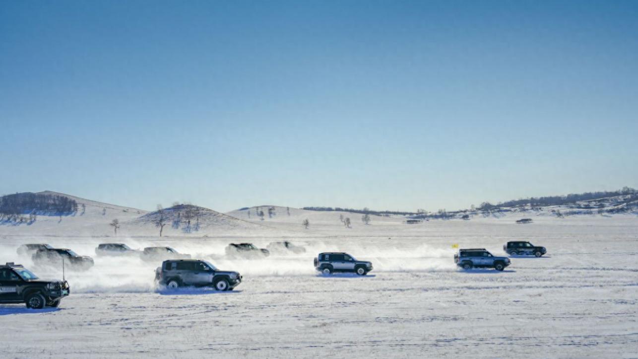 -20℃冰雪地暴力模式,全球首次百豹冰雪穿越,方程豹輕松駕馭